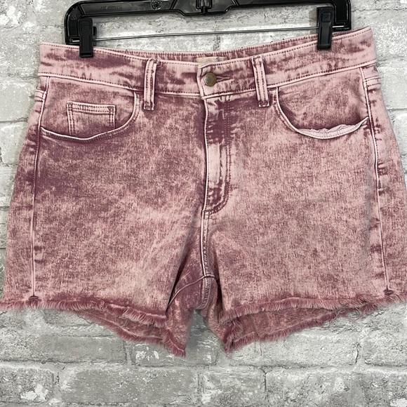 Universal Thread Pants - Universal Threads High Rise MIDI Shorts